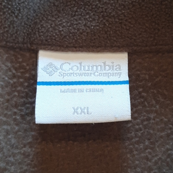 Mens Columbia fleece pullover. - Picture 3 of 4